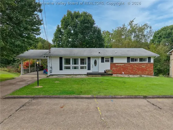 1718 Forest Hills Drive, Vienna, WV 26105