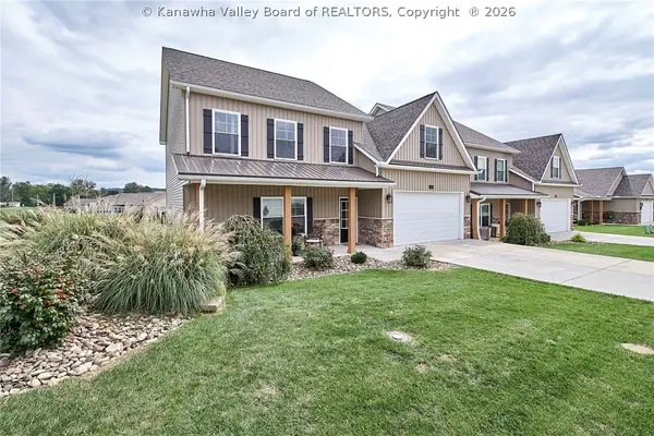 290 Steve Circle, Hurricane, WV 25526