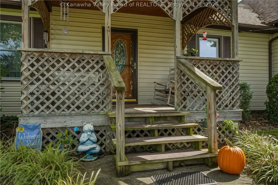 608 Teays Lane, Hurricane, WV 25526 - #3