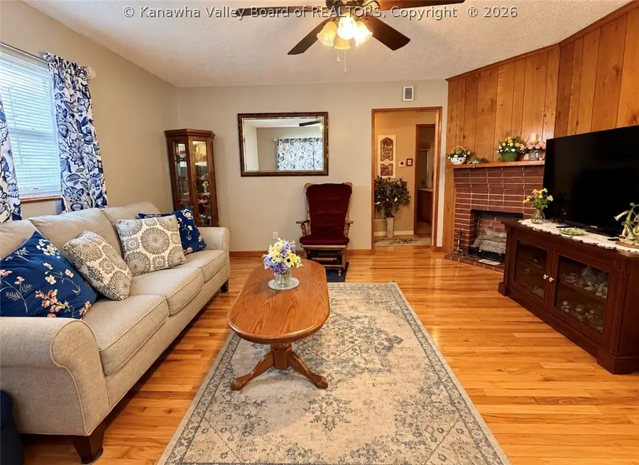 521 Stratton Street, Logan, WV 25601 - #2