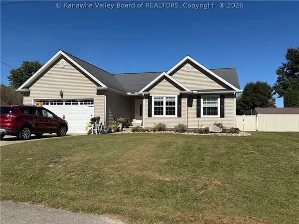 275 Hawthorne Lane, Point Pleasant, WV 25550