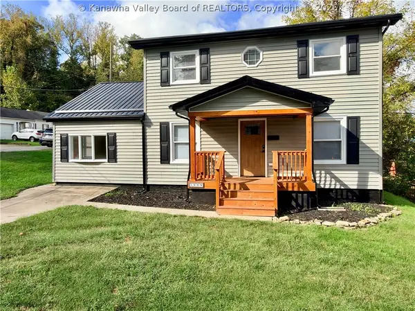 1005 Woodmont Drive, South Charleston, WV 25309