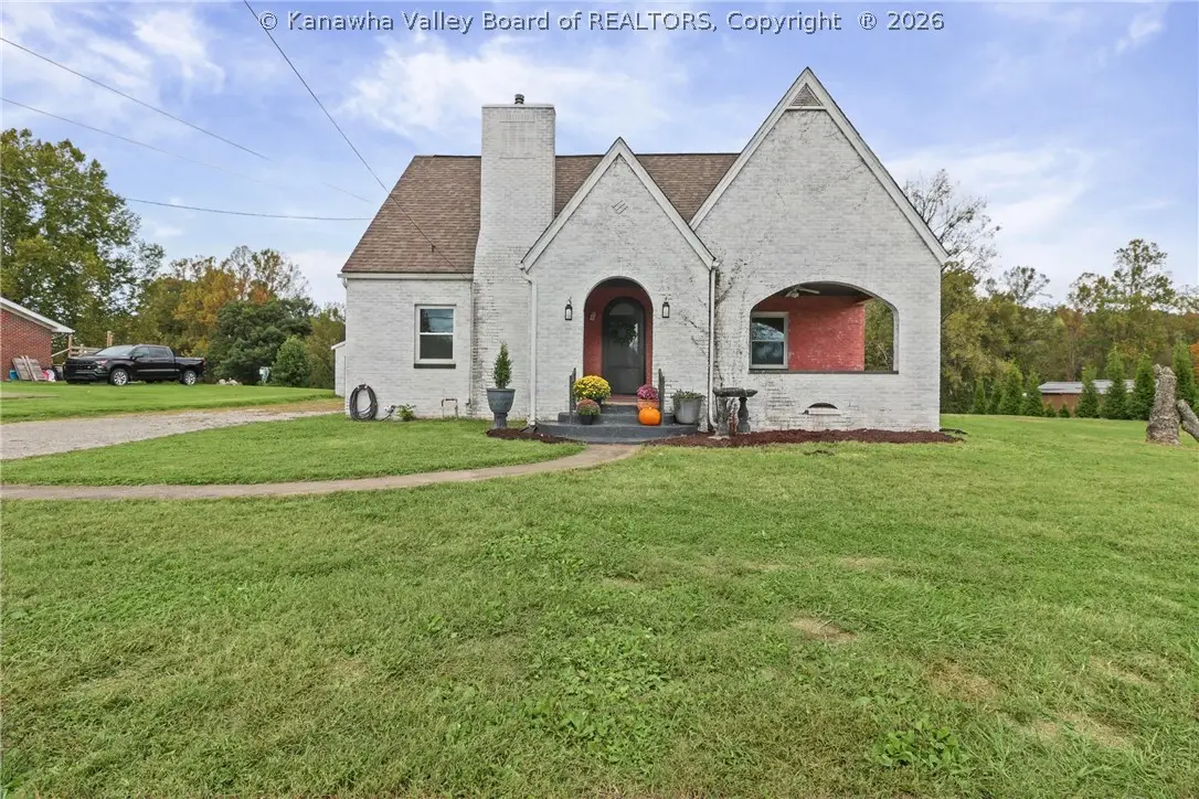 306 Central Drive, Culloden, WV 25510 - #1