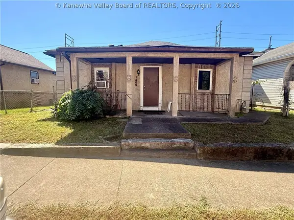 1206 6th Street, Charleston, WV 25302