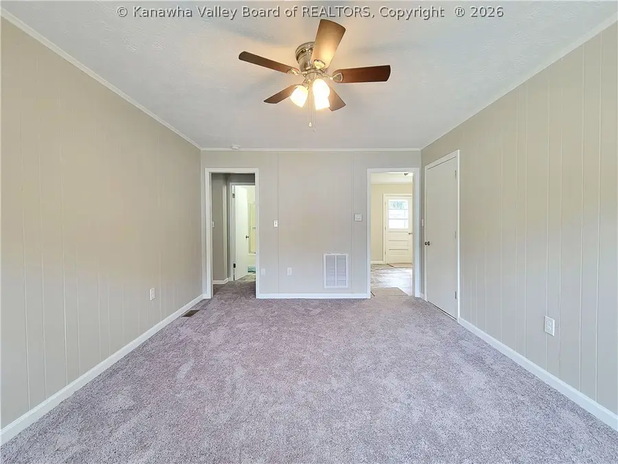 1011 Kanawha Street, Hansford, WV 25103 - #2