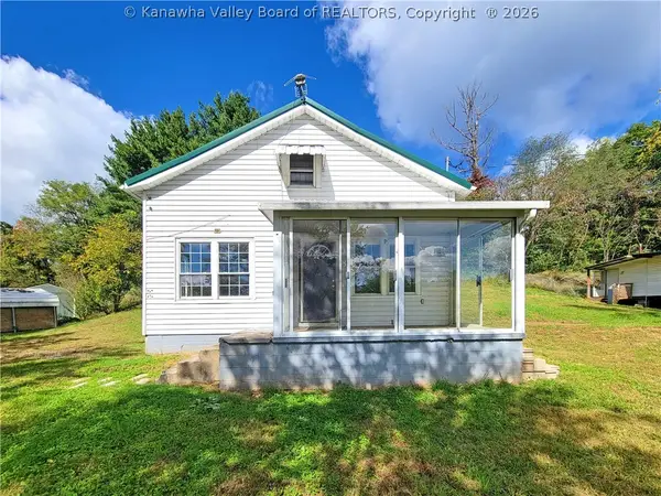 573 Arnoldsburg Road, Spencer, WV 25276