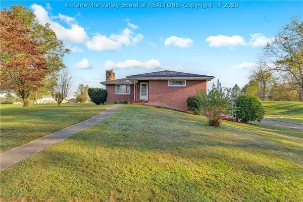 9097 Point Pleasant Road, Millwood, WV 25262