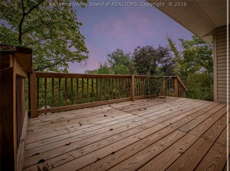 1831 White Oak, Charleston, WV 25320 - #3