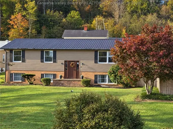 203 7th Street, New Haven, WV 25265