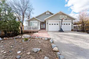 802 Dalbey Ave, Gillette, WY 82716 - Image #2