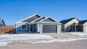 5805 Glock Ave, Gillette, WY 82718