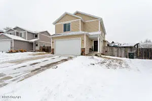 512 Kilkenny Cir, Gillette, WY 82716
