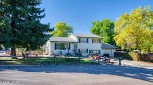 701 W 5th St W, Gillette, WY 82716 - #2