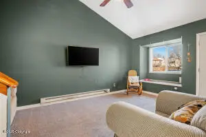 106 E Laurel St E, Gillette, WY 82718 - Image #2