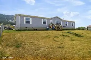 110 W Edna St, Sundance, WY 82729 - #2