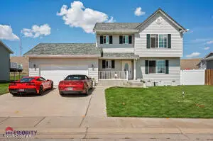 1302 Melissa Dr, Gillette, WY 82718