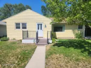 314 Stockade, Newcastle, WY 82701