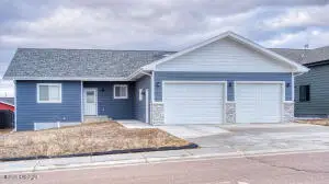 32 Kettleson Xing, Gillette, WY 82718 - Image #1