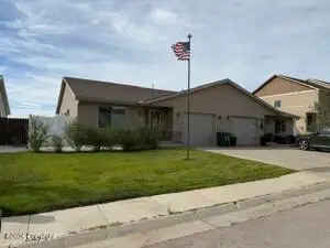 713 Rocking T Dr, Gillette, WY 82718 - #2