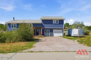 8280 Ptarmigan Ave, Gillette, WY 82718 - #1
