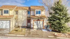 1907 S Emerson Ave S, Gillette, WY 82718