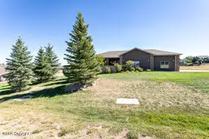 301 Fairway Dr, Gillette, WY 82718 - #3