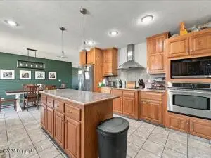 1665 Gray, Newcastle, WY 82701 - #3