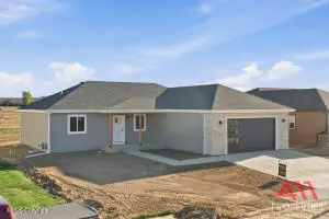 174 Royal Cir, Gillette, WY 82718 - #2