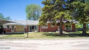1226 Colorado Ave, Upton, WY 82730
