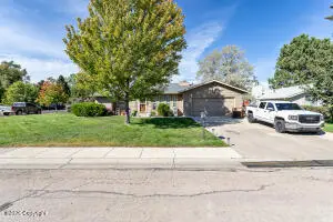 3104 Watsabaugh Dr, Gillette, WY 82718 - #2