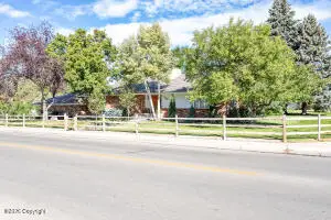 700 6th St W, Gillette, WY 82716 - #3