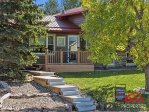 406 Summer Ct, Wright, WY 82732