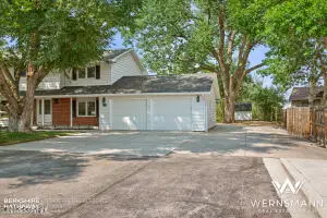 1006 Warren, Gillette, WY 82716 - #3