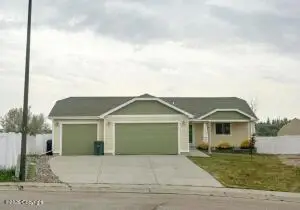 2405 Big Lost Ct, Gillette, WY 82718