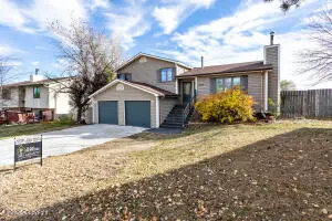1203 Overdale Dr, Gillette, WY 82718 - #3