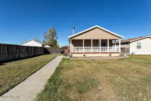 2503 Silverwood St, Gillette, WY 82716 - #2