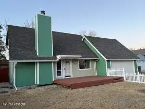 3304 Watsabaugh Dr, Gillette, WY 82718