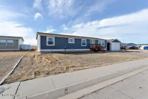1907 Plumcreek Ct, Gillette, WY 82716 - #2