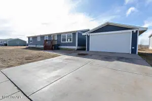 1907 Plumcreek Ct, Gillette, WY 82716 - #3