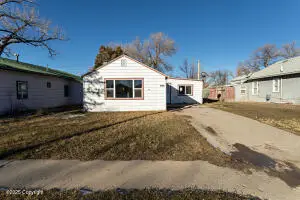 809 Pine St, Upton, WY 82730 - Image #1