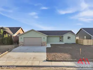 222 Sterling St, Gillette, WY 82718 - #1