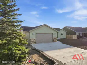222 Sterling St, Gillette, WY 82718 - #2