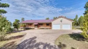 17 Rose Ln, Pine Haven, WY 82721
