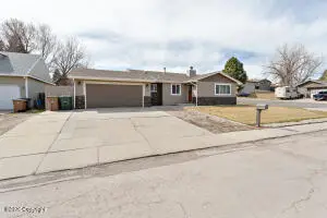 3306 Sutherland Dr, Gillette, WY 82718 - #3