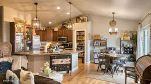 905 Sako Dr, Gillette, WY 82718 - #3