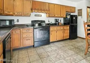 30 S Sumner Ave, Newcastle, WY 82701 - #3