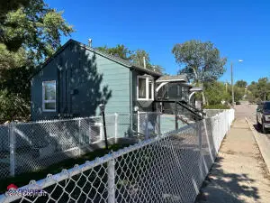 302 S Spokane Ave, Newcastle, WY 82701 - #2