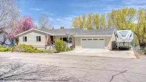 1120 Arapahoe, Gillette, WY 82718 - #1