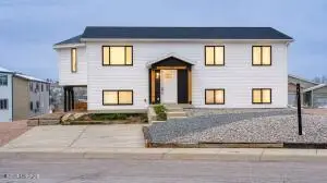 430 Oregon Ave, Gillette, WY 82718 - #1