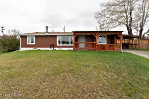715 8th St W, Gillette, WY 82716 - #2